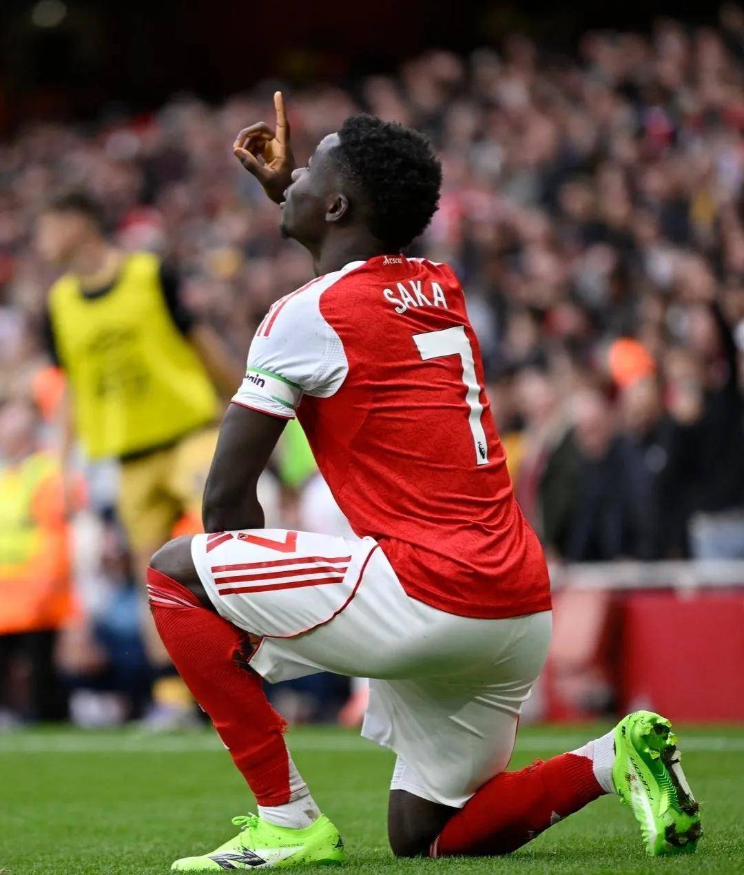 LOL赛事入口-阿扎伦卡迎来二十赛季高光表现风云突变西汉姆今晨队长鼓劲，媒体一致点评：曼联战术微调备战全明星赛 